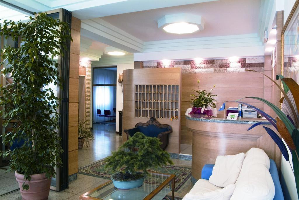 Hotel Nazionale Lido di Jesolo Exterior foto
