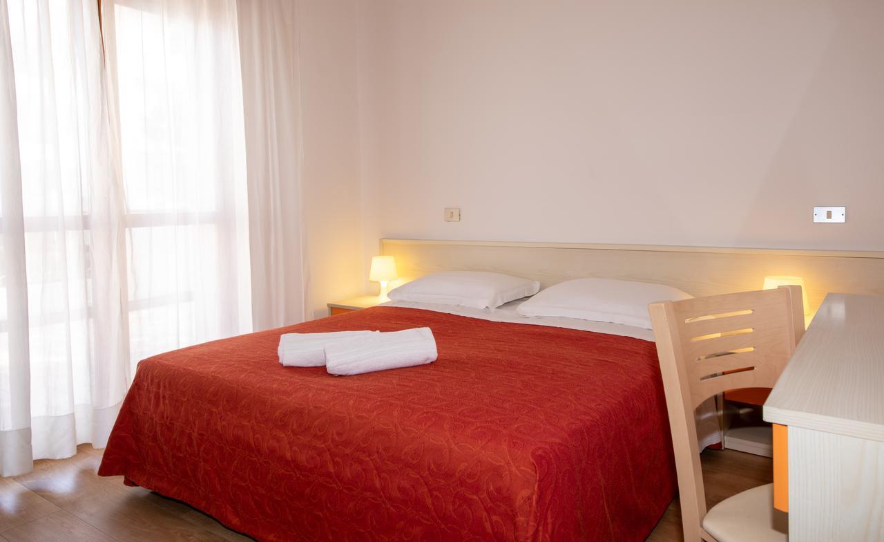 Hotel Nazionale Lido di Jesolo Exterior foto
