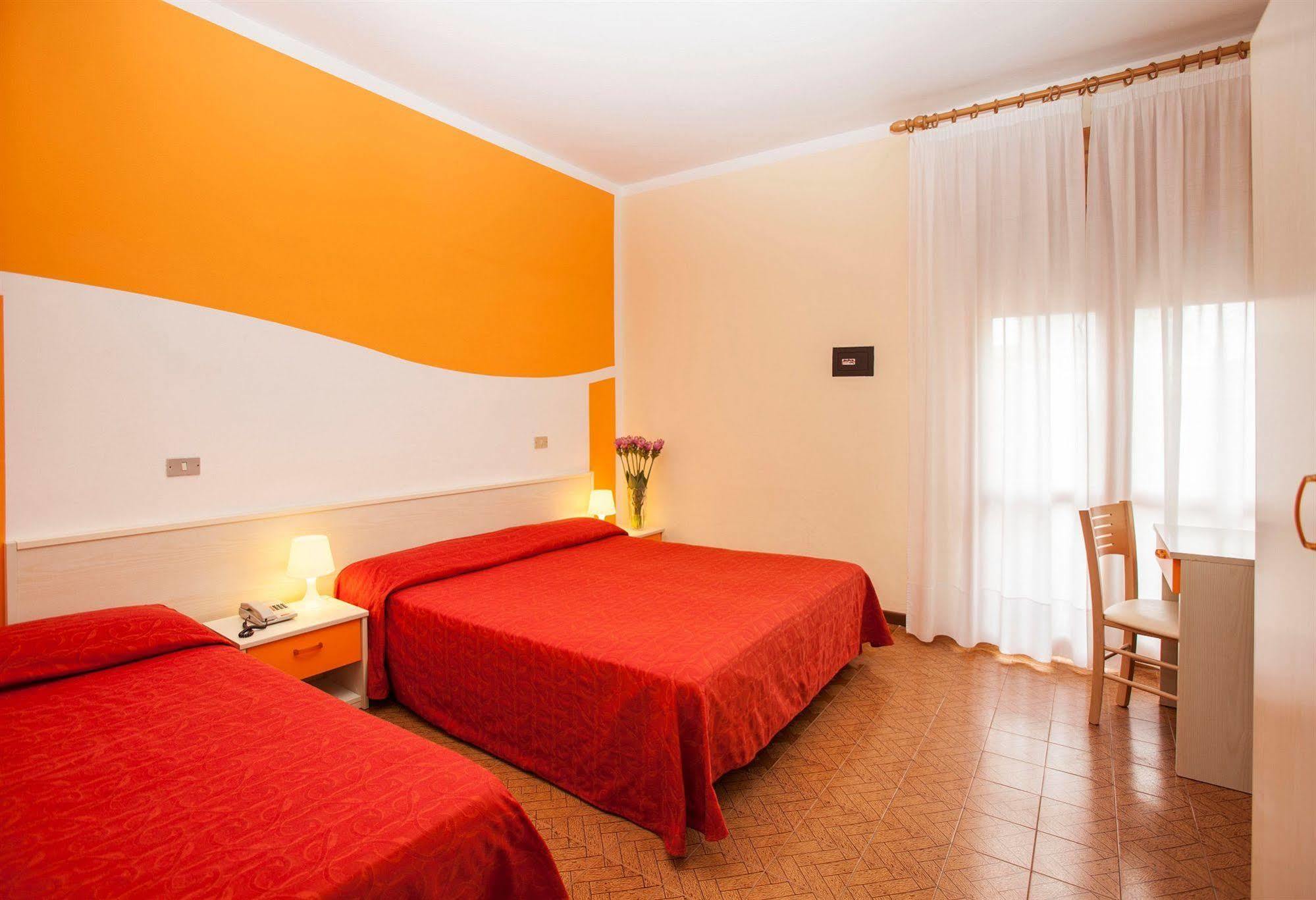 Hotel Nazionale Lido di Jesolo Exterior foto
