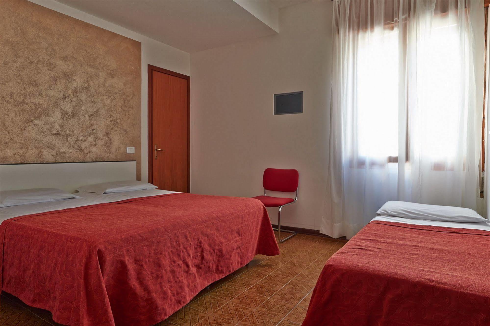 Hotel Nazionale Lido di Jesolo Exterior foto